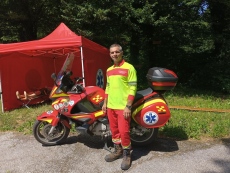 Демонстрация на първа помощ със спасителен мотор организира единственият кмет парамедик у нас